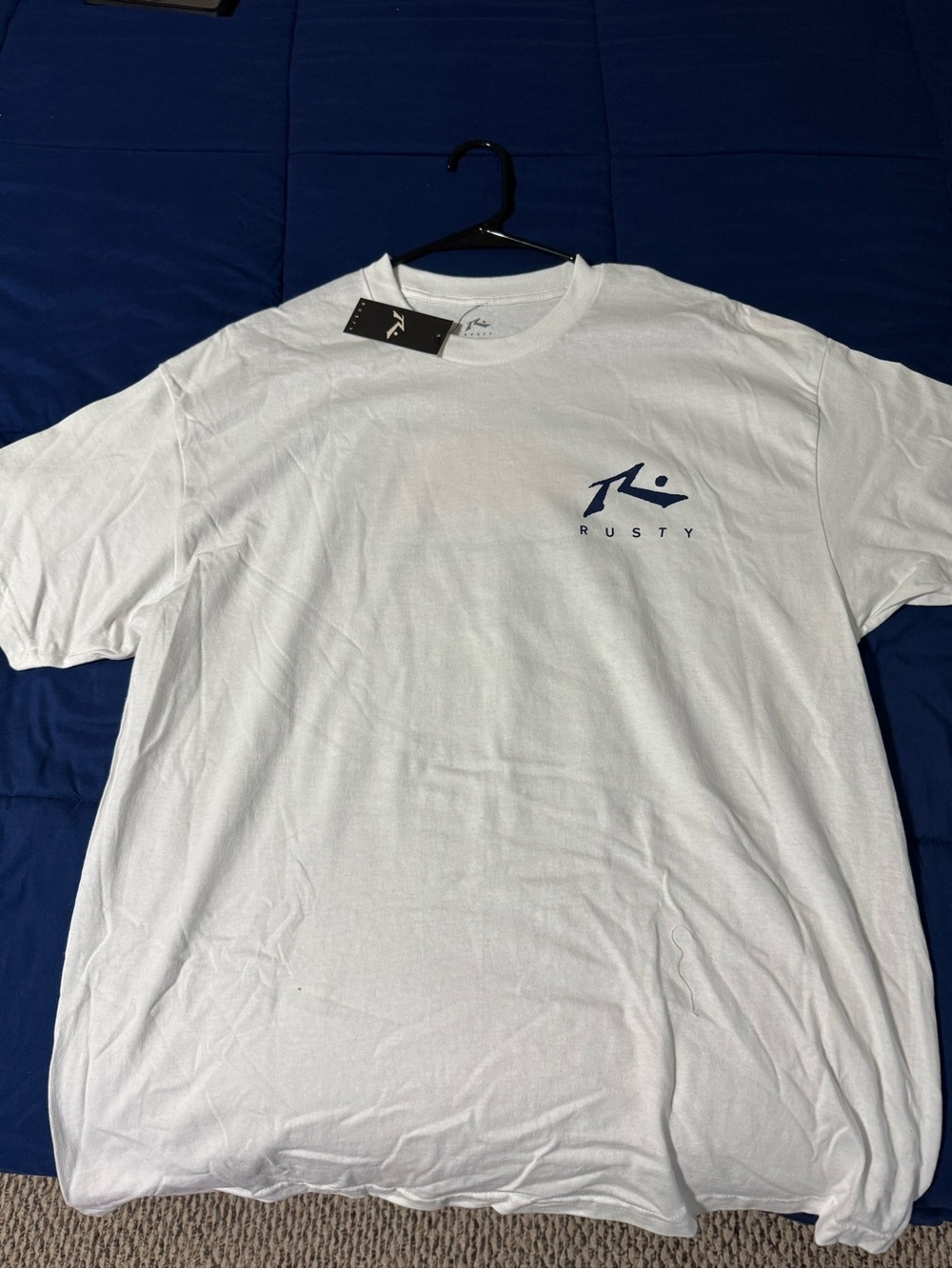 Rusty White XL Short-Sleeve Logo Tee with Navy Accent